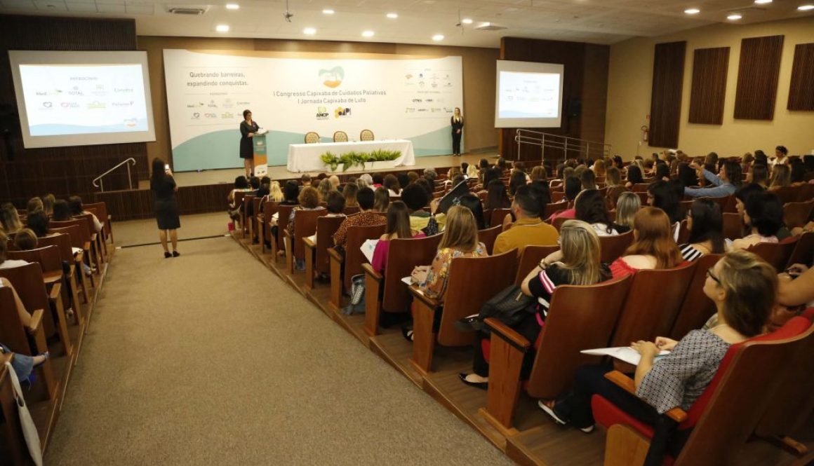 I Congresso Capixaba de Cuidados Paliativos e Jornada Capixaba de Luto reuniu mais de 350 participantes em Vitória